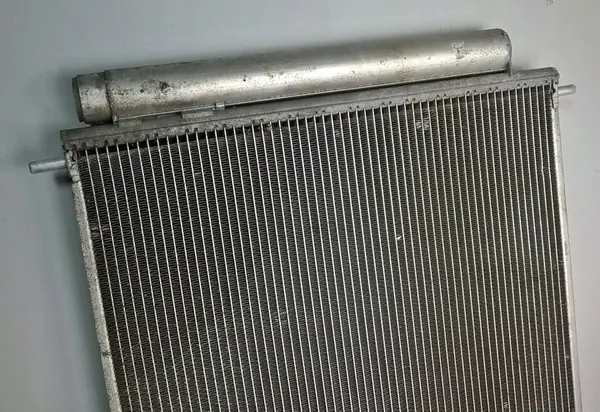 TOYOTA YARIS III 1.5H 2011- A/C Kondenseri OE 88460-0D220 image 3