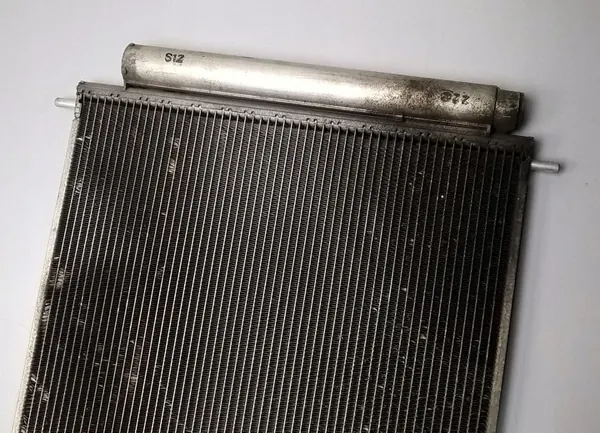 TOYOTA YARIS III 1.5H 2011- A/C Kondenseri OE 88460-0D220 image 6