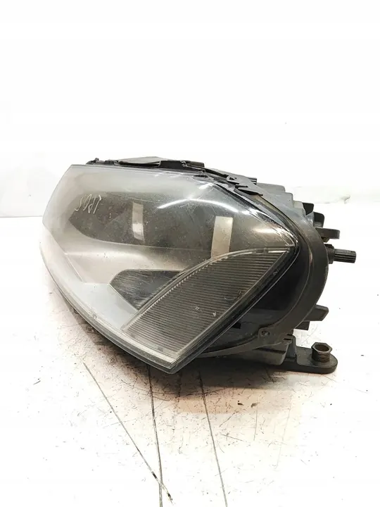 Volkswagen Passat Alltrack 2012 Vasemman puolen ajovalot image 2