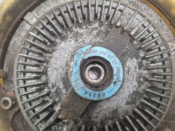 Mercedes-Benz A000 200 60 23 Fläktkoppling image 3