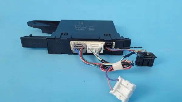 Module de commande chauffage Toyota RAV4 V OEM 88650-42810 image 5