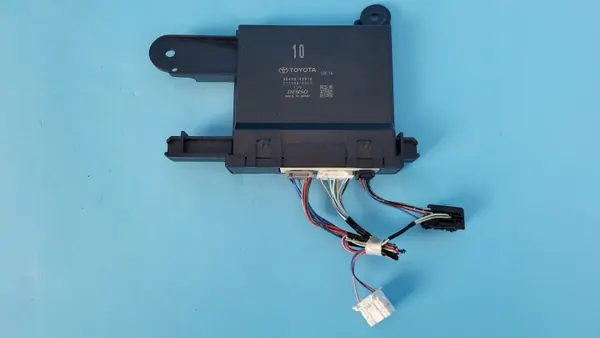 Module de commande chauffage Toyota RAV4 V OEM 88650-42810 image 9