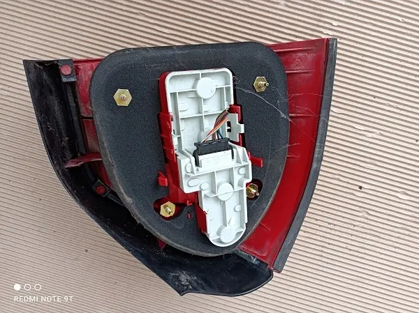 Audi A3 8L FL 00-03 Luz Trasera Izquierda 8L0945095B image 2