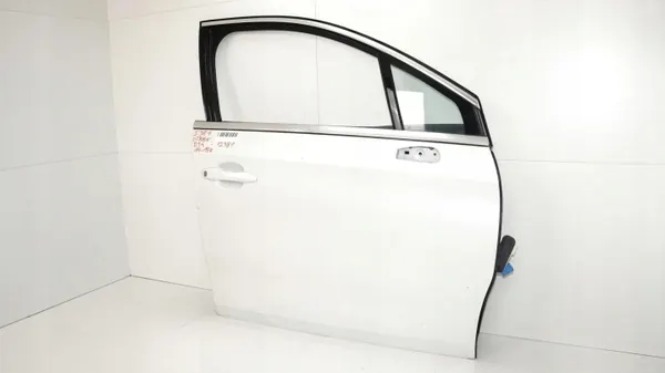 Porte avant droite OEM 360178621 pour Citroen DS4 2011-15 image 3