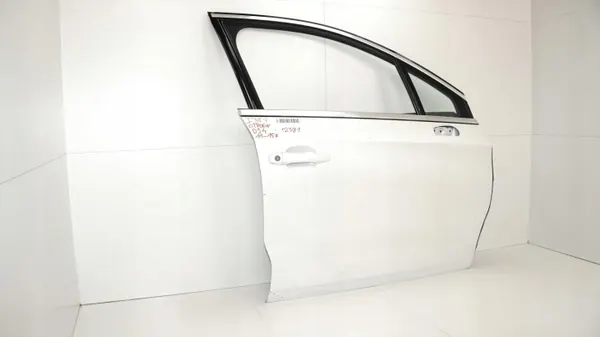 Porte avant droite OEM 360178621 pour Citroen DS4 2011-15 image 4