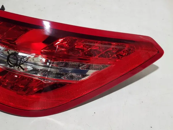 MERCEDES E COUPE CABRIO W207 C207 RECHTE ACHTER LED LAMP 2079060258 image 4