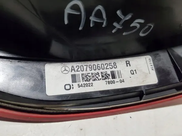 MERCEDES E COUPE CABRIO W207 C207 RECHTE ACHTER LED LAMP 2079060258 image 7