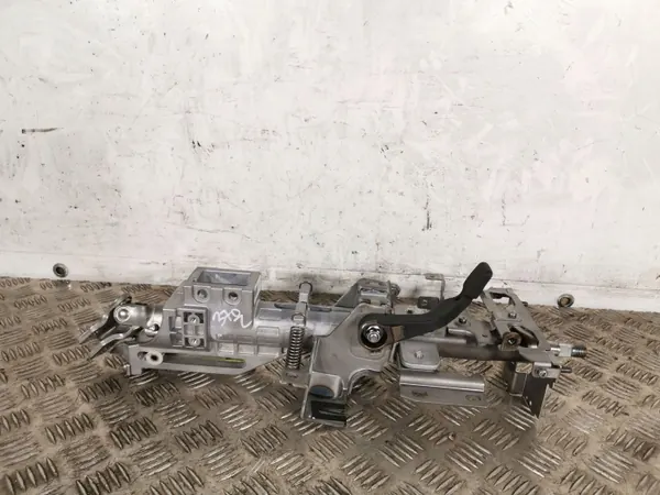 Arbre de colonne de direction Nissan 370Z OEM 00692 image 2