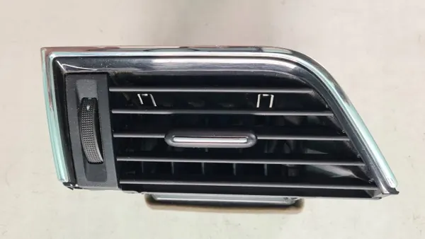 Juego de Rejilla OEM 5E0820951A para Skoda Octavia III image 9