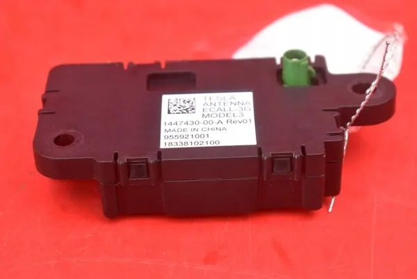 Antenni-Vahvistin Tesla Model 3 2017-2021 OEM 1447430-00-A image 3