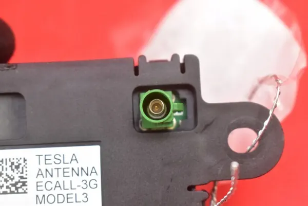 Antenni-Vahvistin Tesla Model 3 2017-2021 OEM 1447430-00-A image 8
