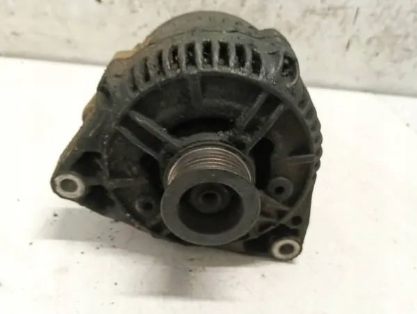 Opel Frontera Alternator 2005 2.2L 90506202 image 2