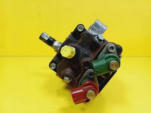 Brandstofpomp Opel Signum 3.0 CDTI 8-97228919-4 image 6