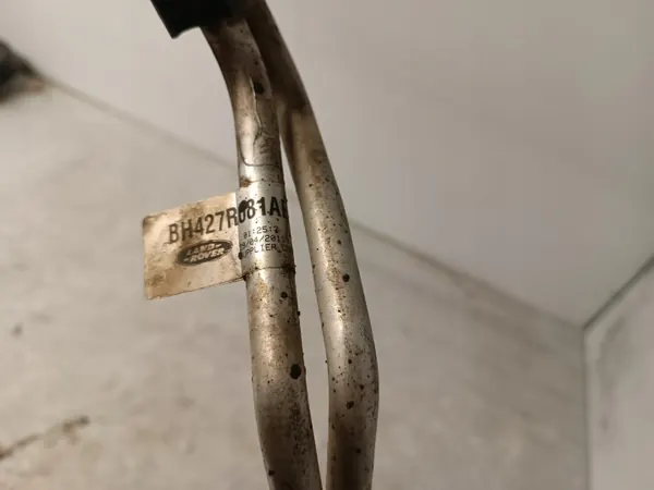 Ölkühlerleitungen OEM BH427R081AE Getriebe image 6