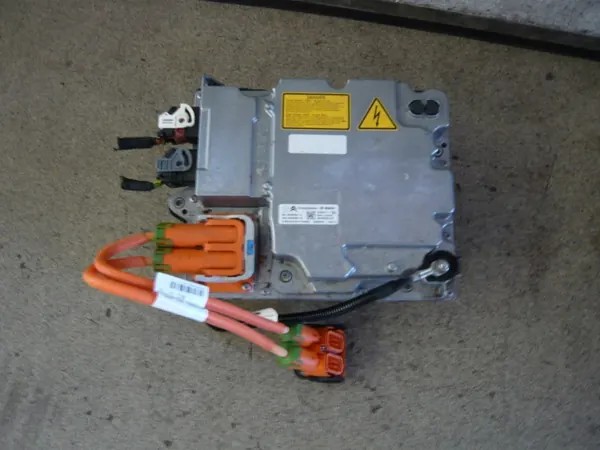 Convertisseur/Inverseur Hybride Peugeot OEM 967882578001 image 2