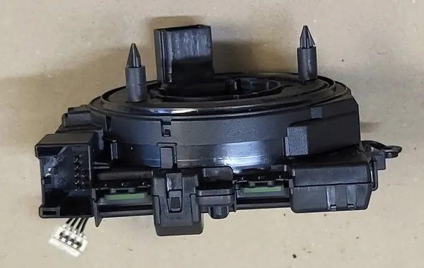 Ressort de bobine airbag OEM 5Q1953569 - VW OE image 4