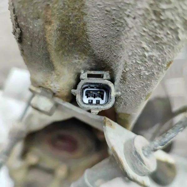 Snodo anteriore sinistro Nissan NP300 Navara (D23) 402024KJ3A image 6