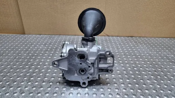 Öljypumppu OEM 059115103BE Audi 3.0 TDI V6:lle image 3