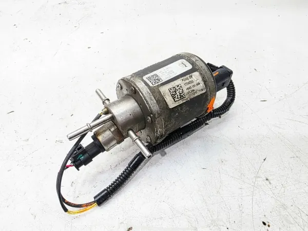 Gebruikte AdBlue-pomp OEM 8K0131899G voor Audi A4 B8 image 3