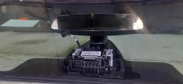FUYAO OEM Frontscheibe für Audi A4 B9 - Gebraucht image 8