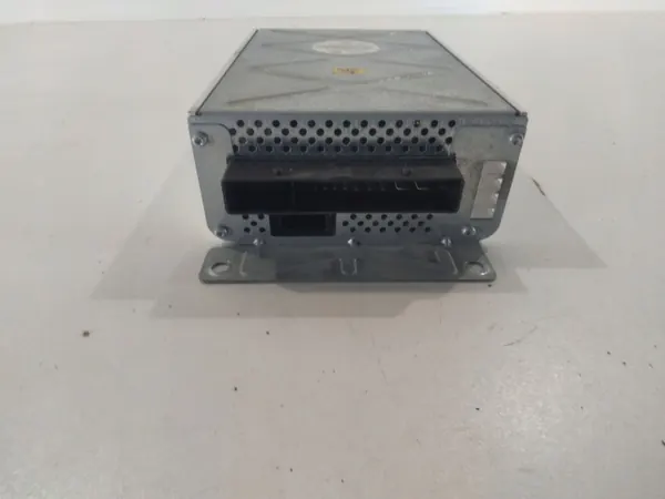 Bose-versterker OEM 4F0035223 voor Audi A6 C6 image 5