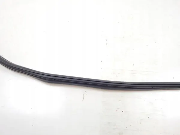 Joint de capot moteur Porsche MAM66912 - Pièce OE d'occasion image 9