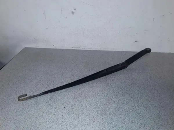 BMW 3 Touring E46 Frontscheibenwischer OEM 61617003928 image 2