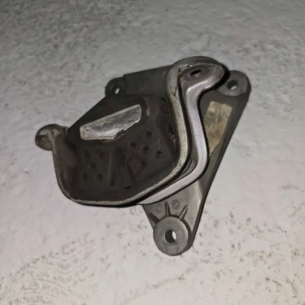 Soporte de motor Volkswagen 7E0399151C image 2