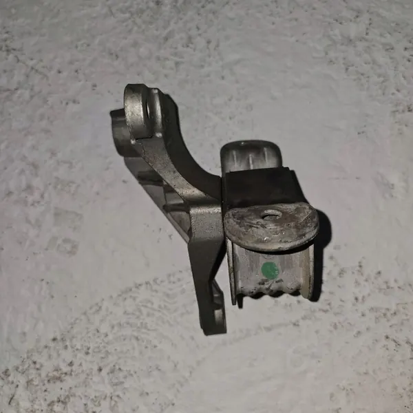 Soporte de motor Volkswagen 7E0399151C image 4