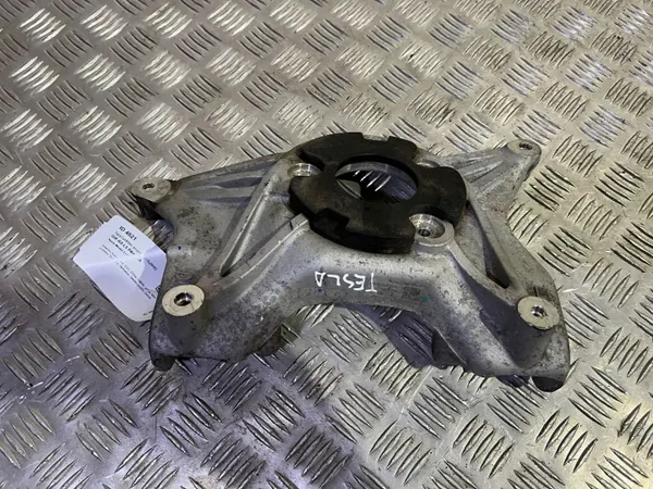 Tesla Model 3 2023 Côté droit Support ressort amortisseur OEM 104403700C image 3