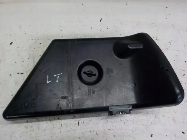 W124 Koplampinzet Links Achter OEM image 2