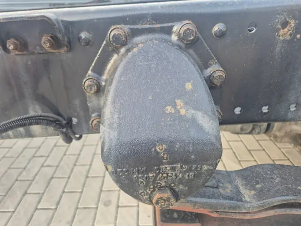 Bakre fjäderfäste OEM 81413073058 för MAN TGL image 2