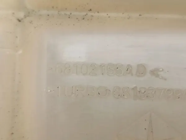 Reservatório de refrigerante Jeep Cherokee 2015 image 8