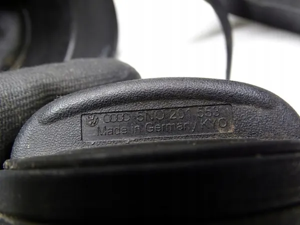 Trappe à carburant & bouchon OEM 5F4809905B Seat Leon III image 10