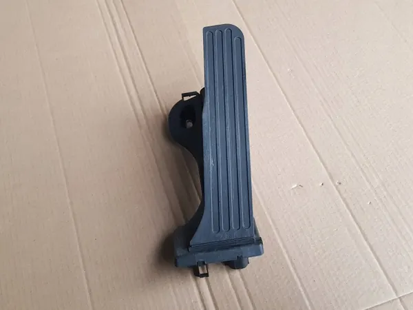 Kaasupoljin OEM 1T1721503H VW Touran I Caddy III:lle image 2