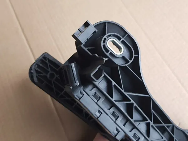 Kaasupoljin OEM 1T1721503H VW Touran I Caddy III:lle image 7