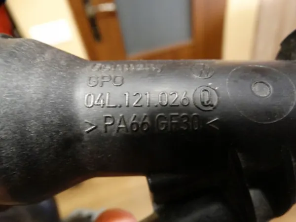 Tuyau de liquide de refroidissement AUDI OE image 3