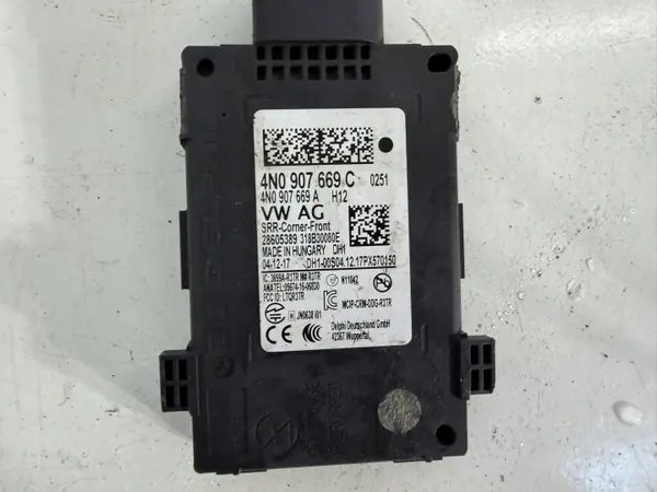 Filbyteassistent radarsensor Porsche OEM 4N0907669C image 4
