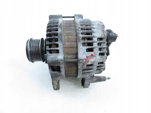 SEAT LEON I 1.9 TDI Vaihtovirtageneraattori Hitachi 028903029G image 3