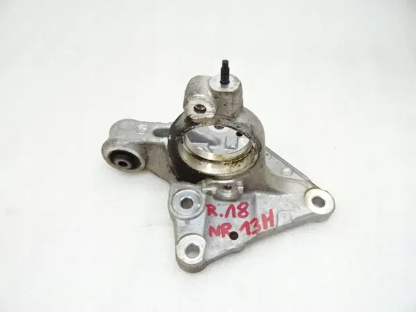 OEM 9801444480 P13 Halvaxelfäste för Peugeot 5008 image 3