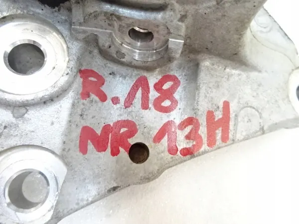 OEM 9801444480 P13 Halvaxelfäste för Peugeot 5008 image 8