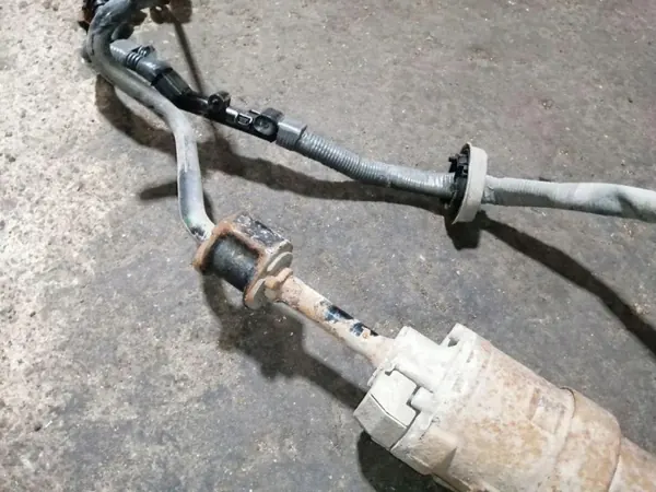 Bakre stabiliseringsstag OEM 4887050010 Lexus LS 5.0L image 4