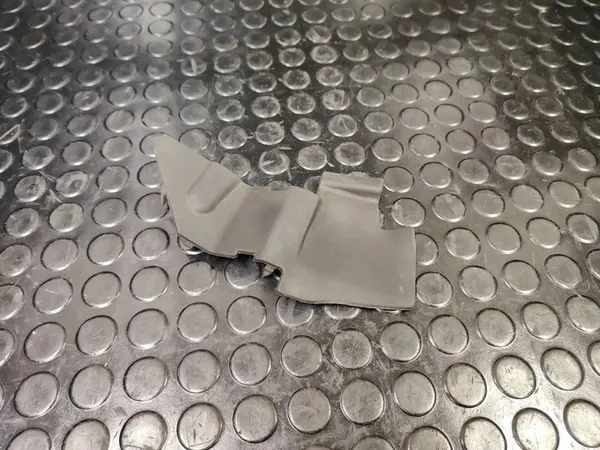 CITROËN C4 AIRCROSS Fin de garde-boue 7405A064 image 2