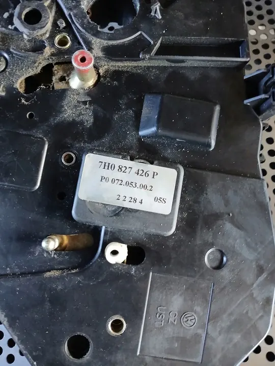 Bagagelås VW CADDY 7H0827426P image 2