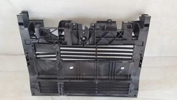 OEM R2X6-16E146-B Etuvyön vahvike Ford Transit image 9