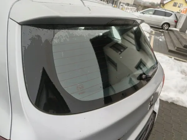 Vitre de hayon Mitsubishi ASX 10-19 Pièce OEM image 3