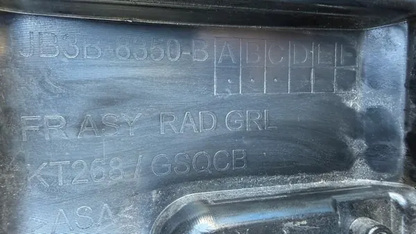 Grelha para-choques Ford Ranger 3 OEM JB3B-8350-B image 7