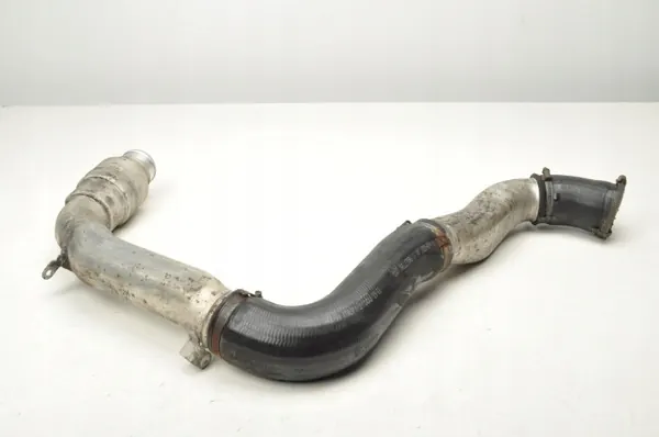 Volvo C30 Intercoolerrör OEM 31319792 Begagnad image 2