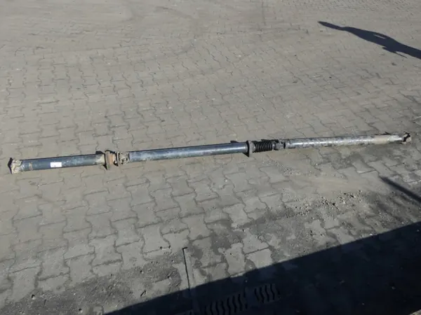 Árbol de transmisión Iveco OE 99483409 image 2
