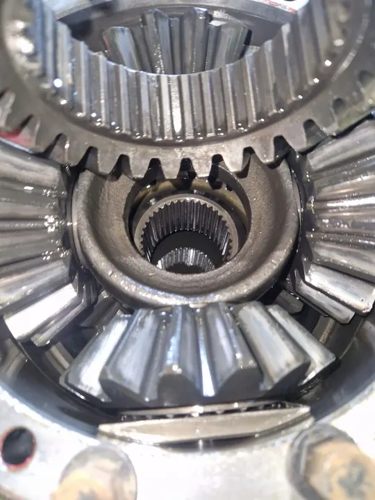 Différentiel VOLVO FE RTH2180 Meritor image 4